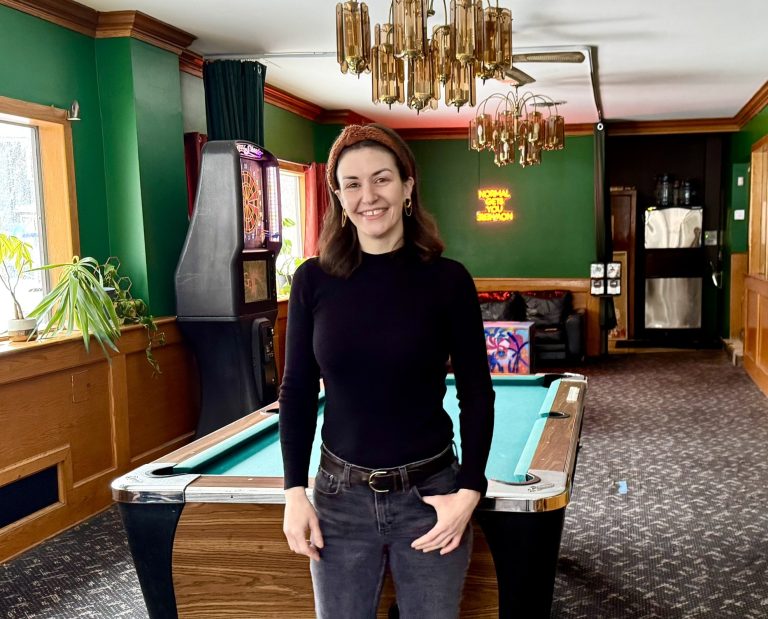 Read more about the article Sunday News: New generation at Milkie’s Lounge launches vegan-friendly menu