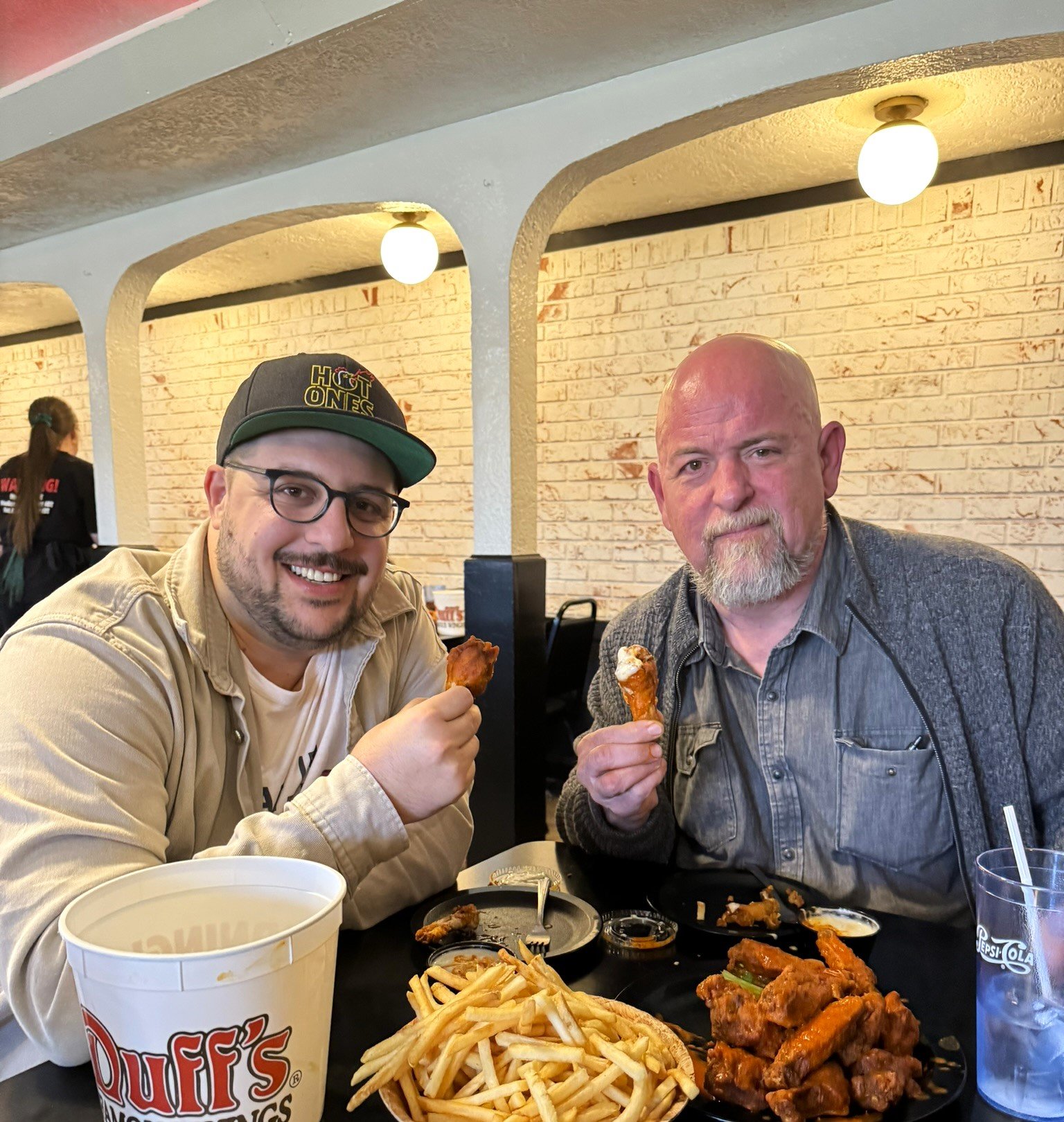 Read more about the article Sunday News: ‘Hot Ones’ Camera Guy Bill honors Buffalo’s wings in his first show