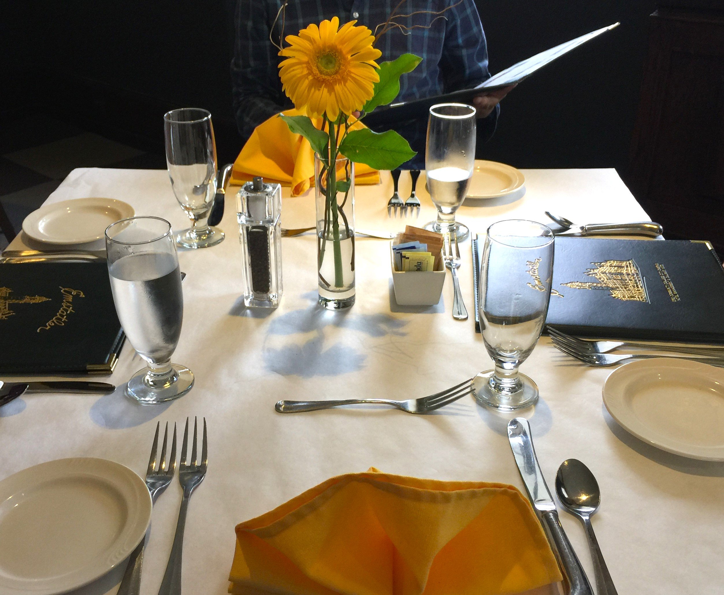 Read more about the article Sunday News: With school in session, set your calendars to classroom dining