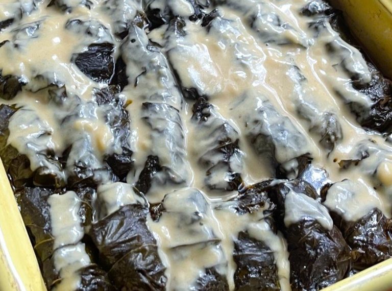 Read more about the article Recipe: Making dolmades from your friendly neighborhood grape leaves