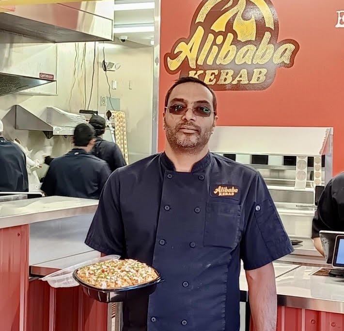 Read more about the article Sunday News: Halal star Alibaba Kebab spreads tandoori wings to West Seneca, E. Amherst
