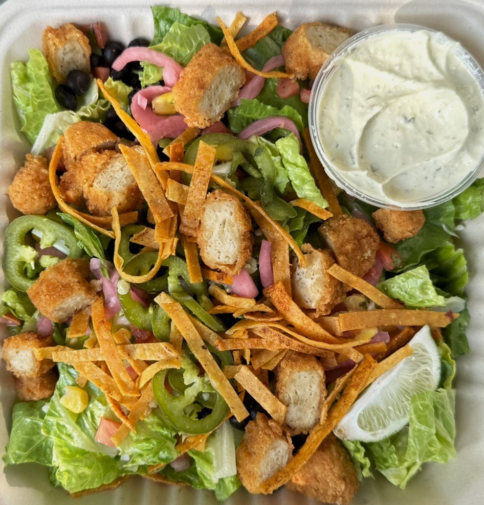 Read more about the article Review: At Strong Hearts Buffalo, a vegan everyday restaurant with a seat for all