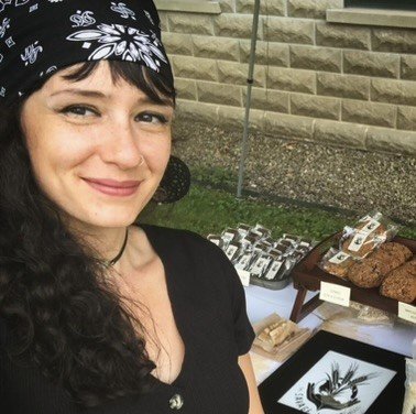 Read more about the article Emily Savage of Savage Wheat Project on how she succeeds baking with no refined flour, sugar, oil