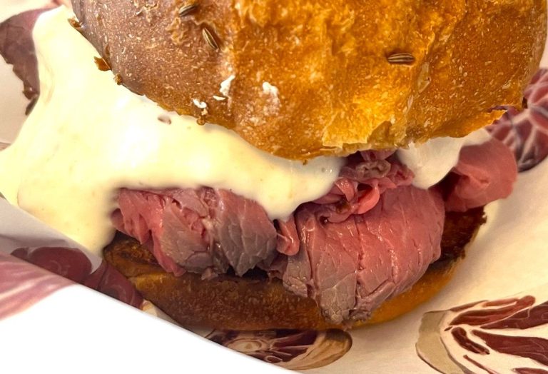 Read more about the article Four Bites Focus: Moriarty’s boeuf on weck