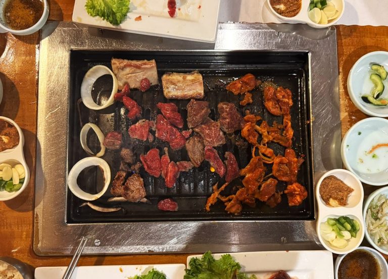 Read more about the article Review: At Woo Chon Korea House, taking dinner into your own hands