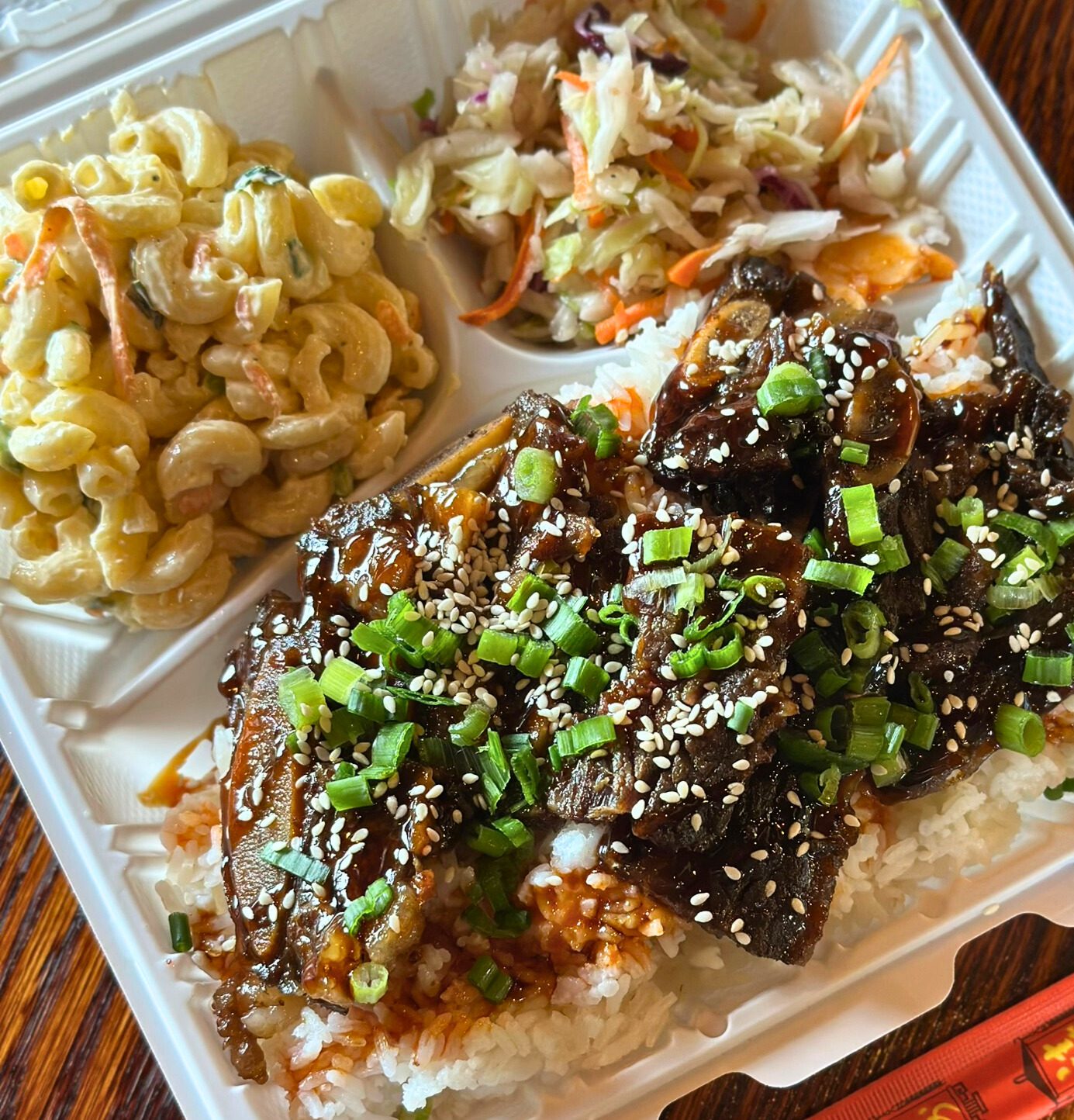 Read more about the article SUNDAY NEWS: Hānai Hawaiian BBQ is Cali boy’s love letter to Buffalo
