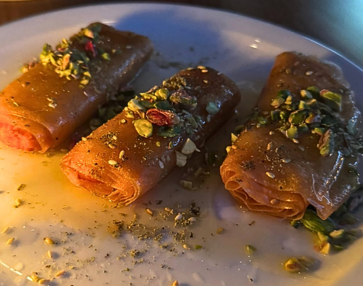 Read more about the article REVIEW: At Mira, soulful first-rate Mediterranean harbor debuts on Elmwood