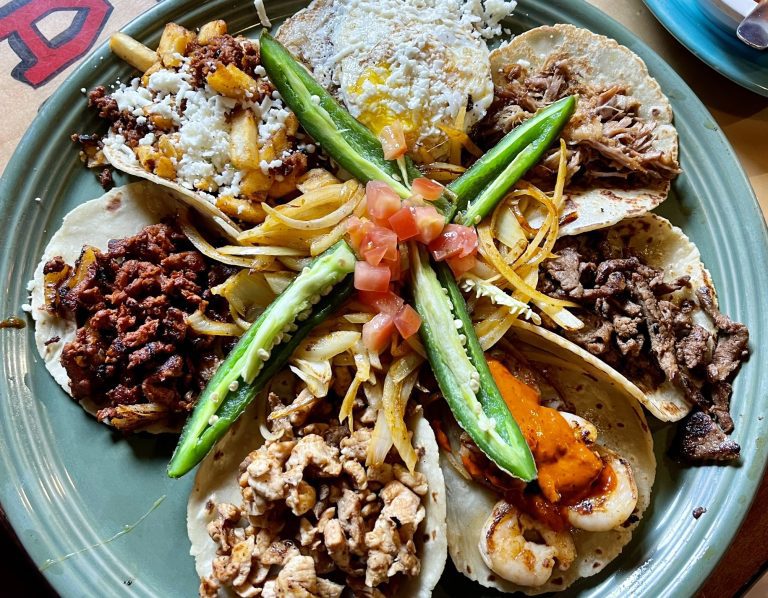 Read more about the article REVIEW: At Taqueria Los Mayas, the Mexican food that reminds me of Mexico