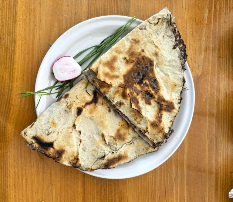 Read more about the article Mexico: In Oaxaca, exploring real-deal tlayudas, tortas, and pozole