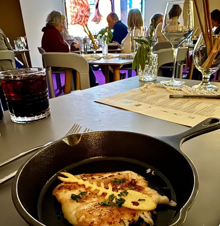 Read more about the article SUNDAY NEWS: AKG Art Museum makes ‘dinner and a movie’ new art form