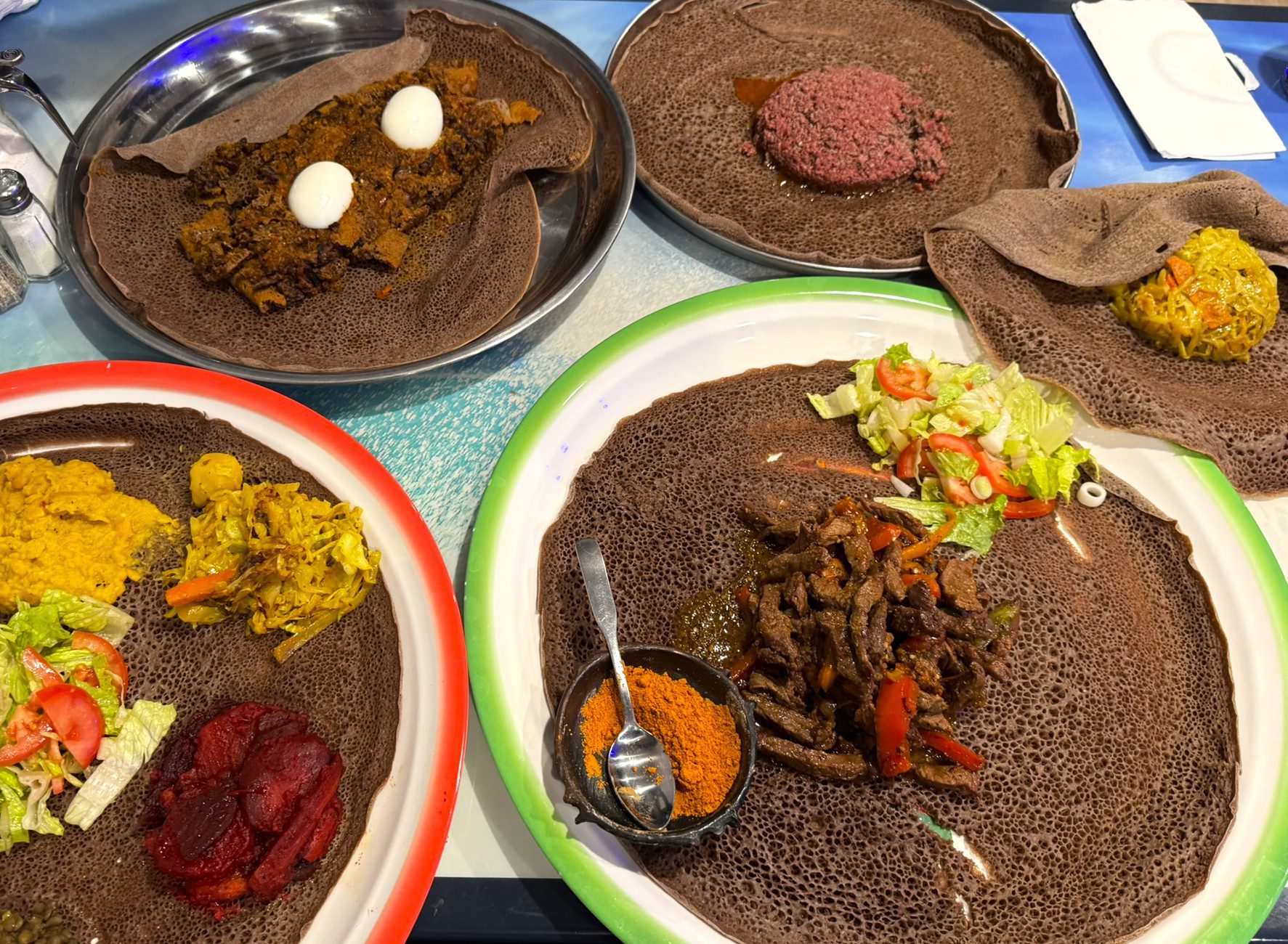 Read more about the article REVIEW: At Horn of Africa, breathtaking Eritrean and Ethiopian music for your mouth