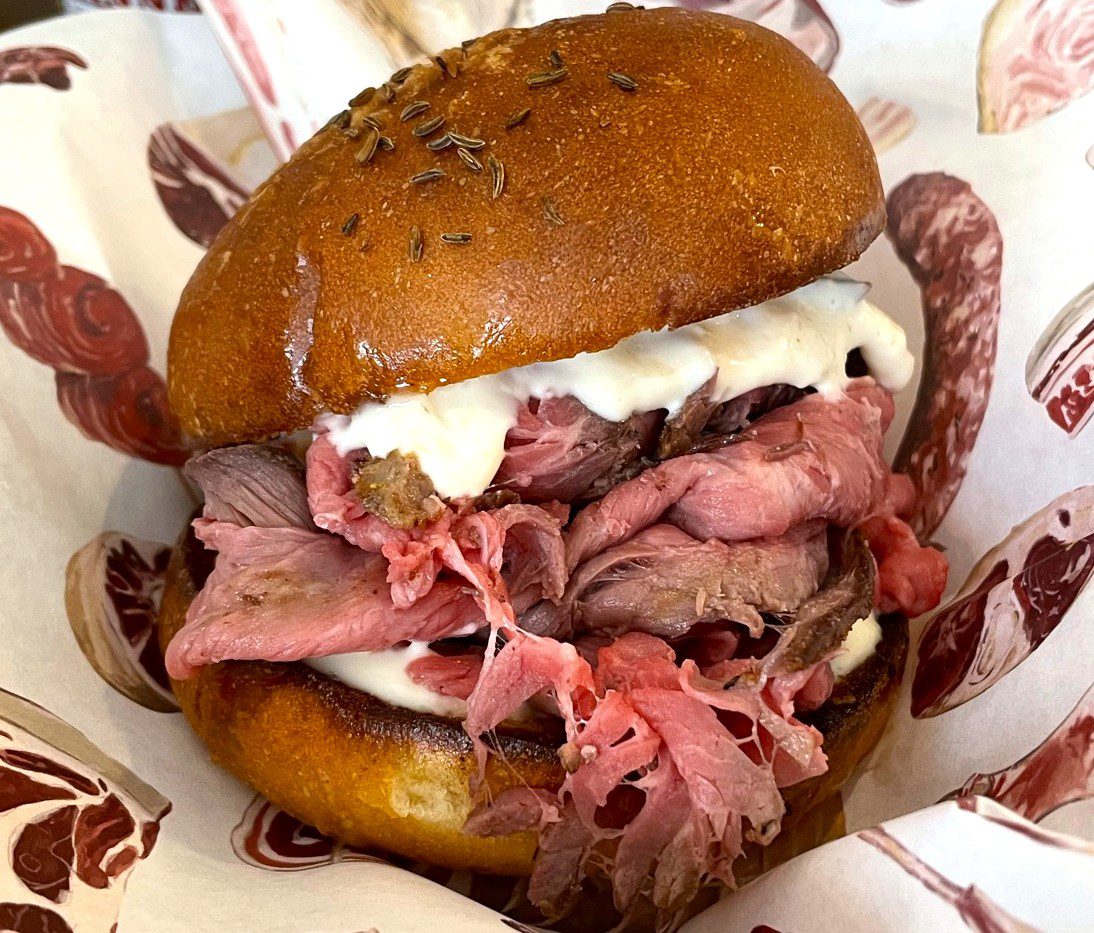 Read more about the article REVIEW: At Café Bar Moriarty, thrilling to the butcher-restaurant making out-of-towners jealous