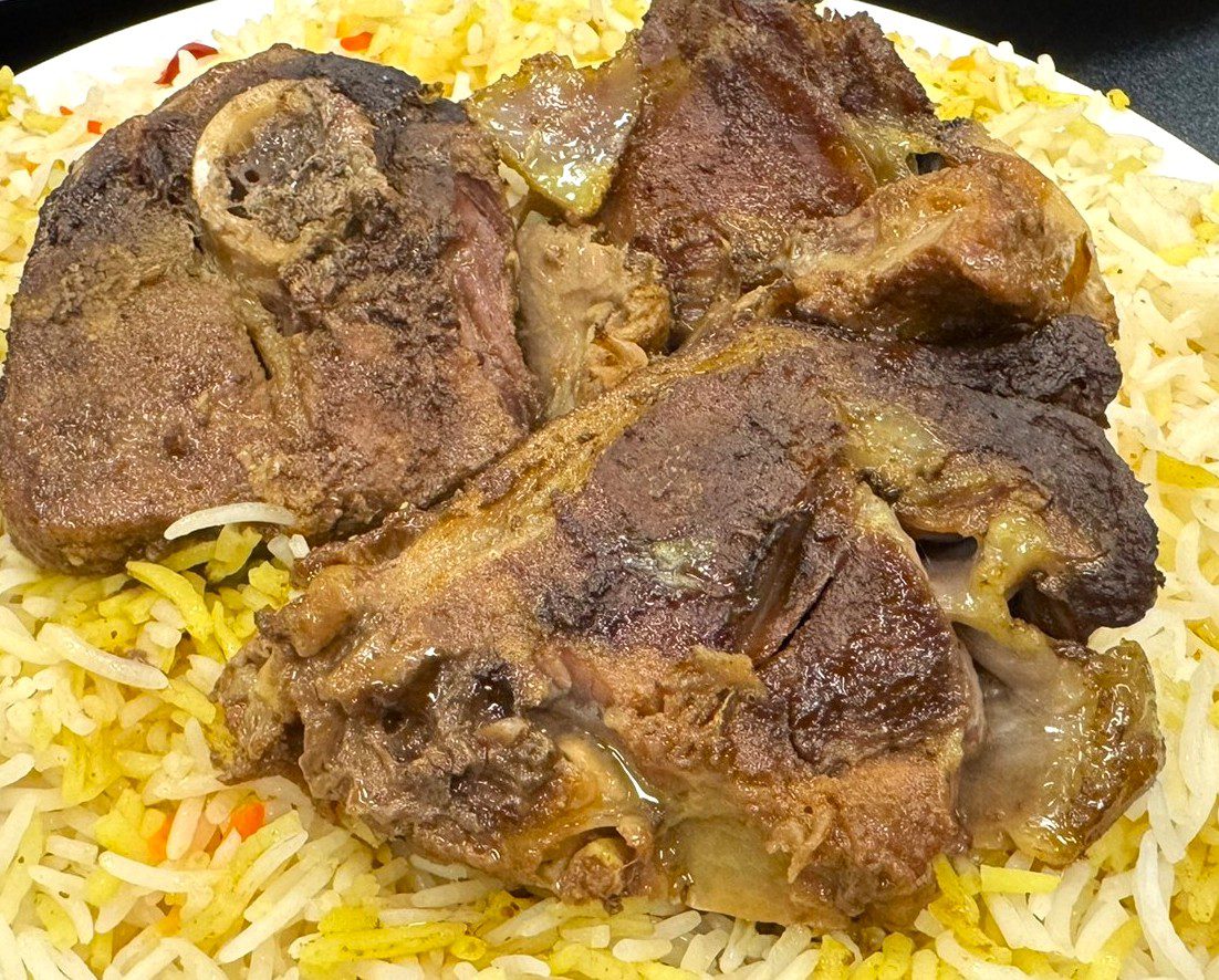 Read more about the article REVIEW: At Almandi, appreciating Yemeni food as American as apple pie