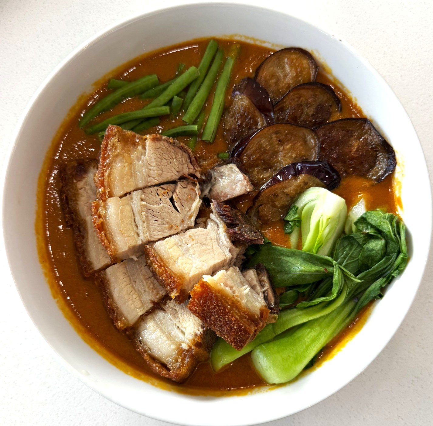 Read more about the article REVIEW: At Lutong Pinoy, cross the border to explore Filipino home cooking