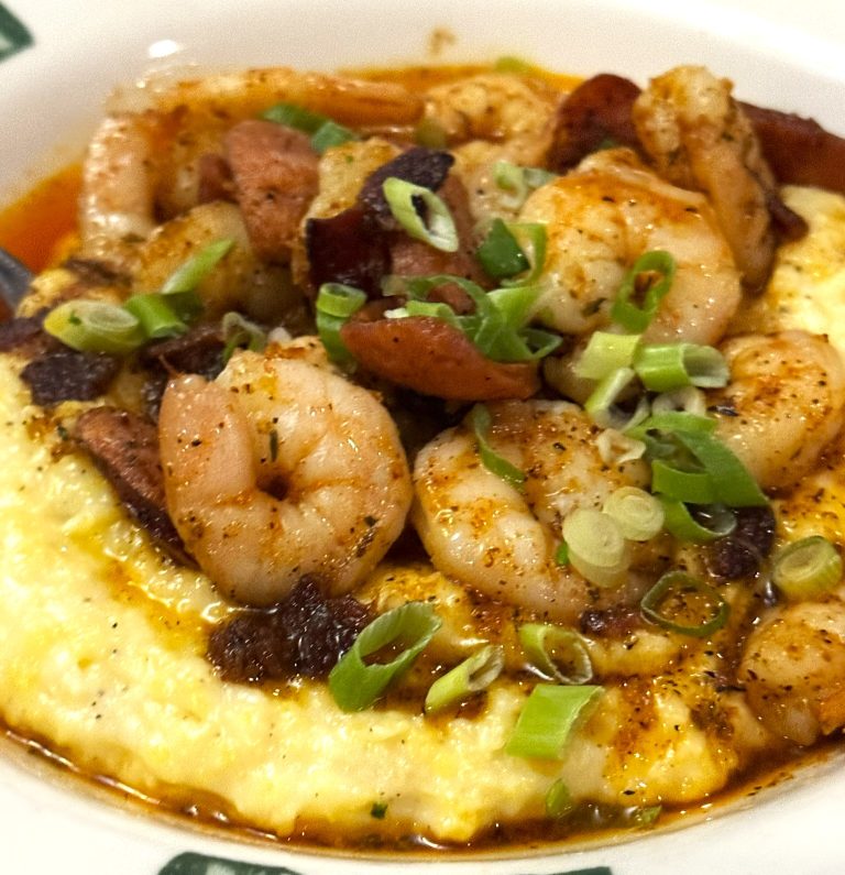 Read more about the article REVIEW: At Colony Seafood and Steakhouse, luxe bites of ocean and lake