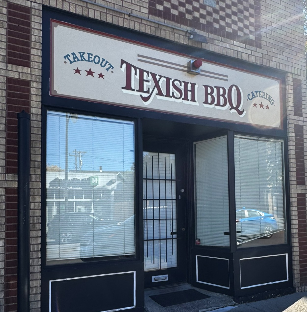 Read more about the article SUNDAY NEWS: Southern Junction adds no-line lunch access to Buffalo’s best BBQ